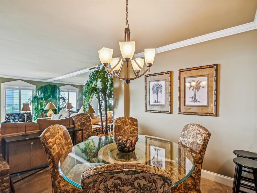 IR 312 is a 2 BR Gulf view with Washer Dryer over 1300 sf Vacation Rental in Destin - RedAwning
