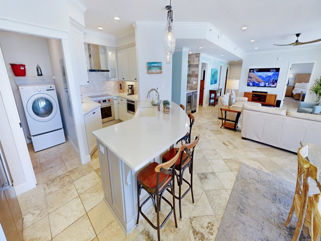 Oceania 407 Beautiful 3 BR right on the beach with 40ft balcony Vacation Rental in Destin - RedAwning