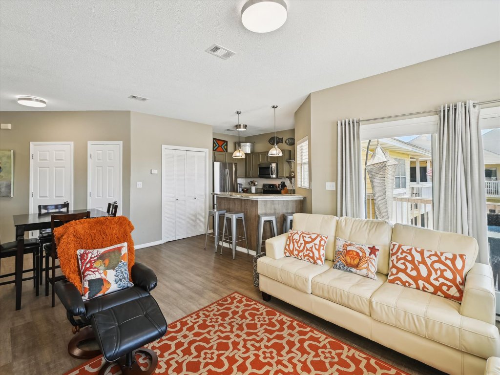 SPC 9214 - Beautiful Upstairs 2 BR in Beachwalk area of Sandpiper Cove Vacation Rental in Destin - RedAwning