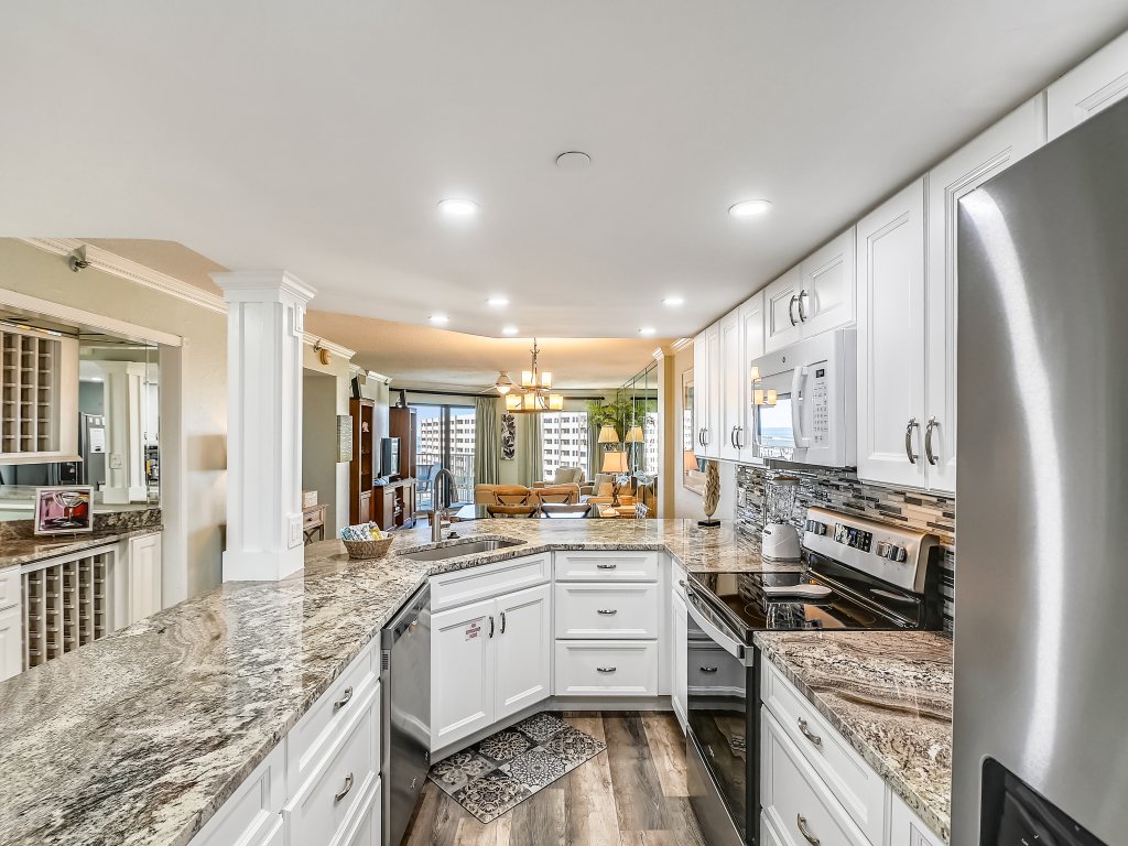 IR 510 is a open floor plan 2 BR with great gulf views and free beach set up Vacation Rental in Destin - RedAwning