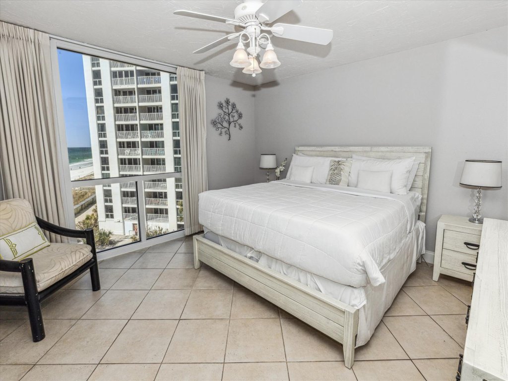 Shoreline Towers 1063 - 2 BR Gulf view unit sits beachside Vacation Rental in Destin - RedAwning