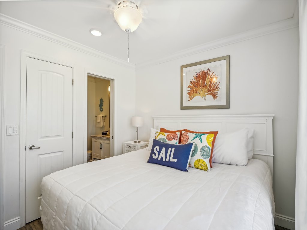 SPC 1129 - Completely Renovated unit modified into a 2 BR - Stunning Vacation Rental in Destin - RedAwning