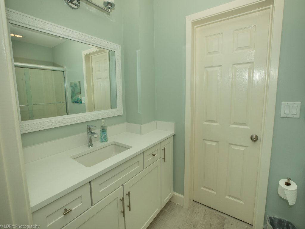 Oceania 106 - 3 BR 3 ba - almost 2000 sf - 40ft balcony to enjoy the view Vacation Rental in Destin - RedAwning