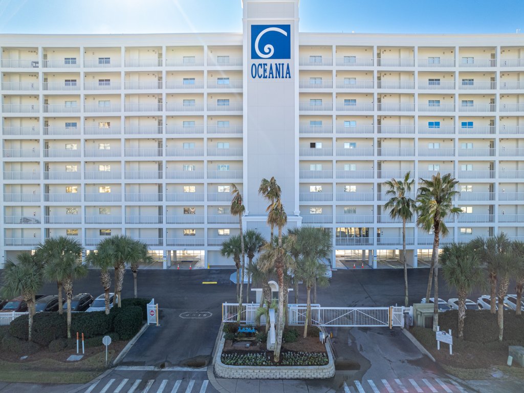 Oceania 106 - 3 BR 3 ba - almost 2000 sf - 40ft balcony to enjoy the view Vacation Rental in Destin - RedAwning