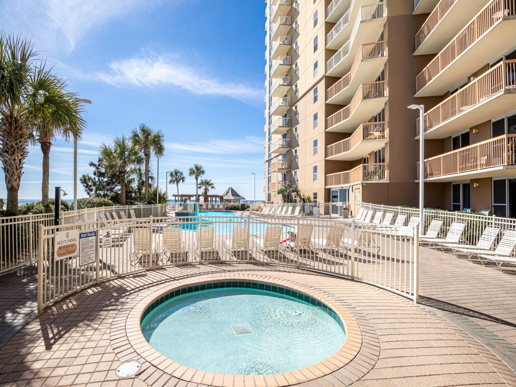Pelican Beach 1811 is a Gulf front 1 BR that sleeps 6 - amazing views Vacation Rental in Destin - RedAwning