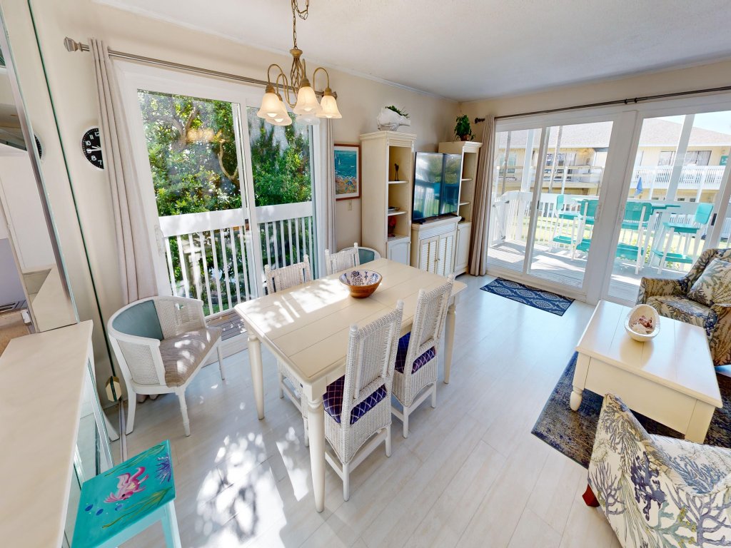 SPC 1082 - 2 BR on the golf course - close to the pool Vacation Rental in Destin - RedAwning