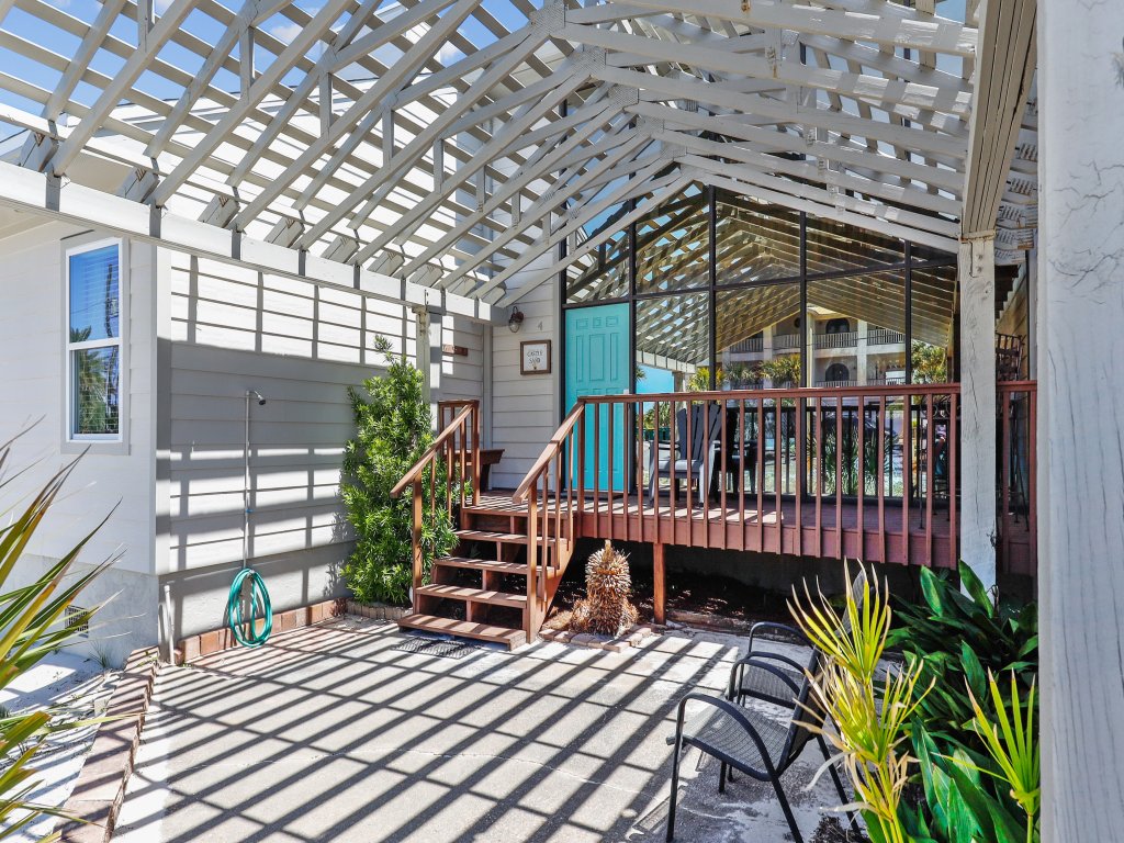 The Other Castle - 5 BR Home with Private Pool on Holiday Isle Vacation Rental in Destin - RedAwning