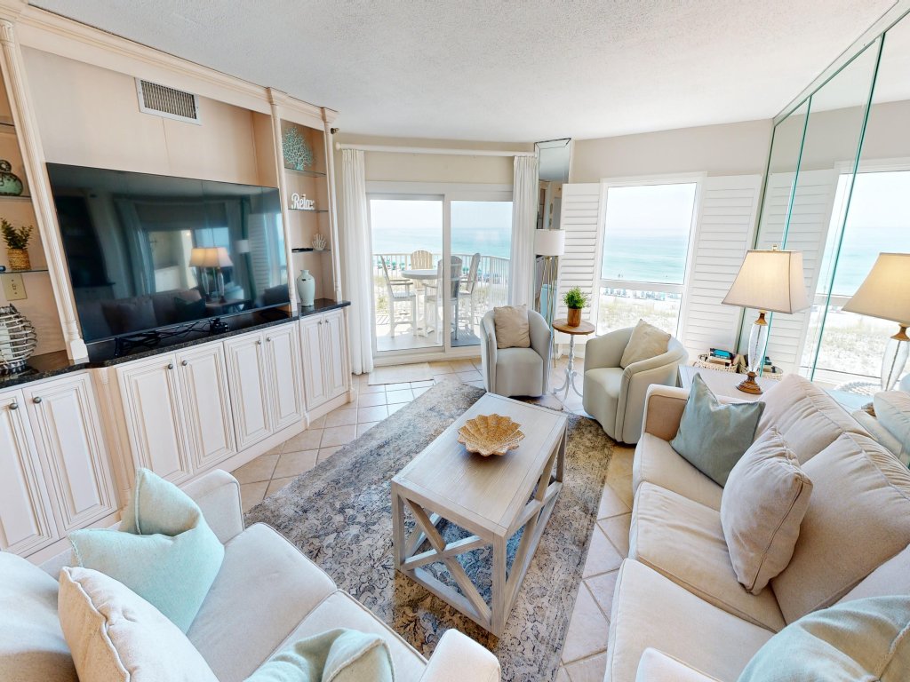 IR 205 is a 2 BR Gulf front - Large and Spacious with Washer/Dryer Vacation Rental in Destin - RedAwning