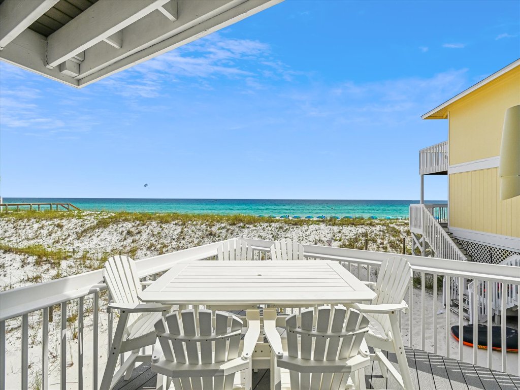 Stunning Gulf Front 3 BR - steps away from the beach - completely renovated Vacation Rental in Destin - RedAwning