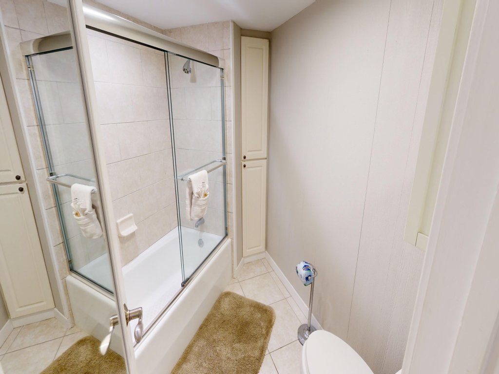 East Pass 305 is a 2 BR on the Pass and absolutely gorgeous - Amazing Sunset Vacation Rental in Destin - RedAwning
