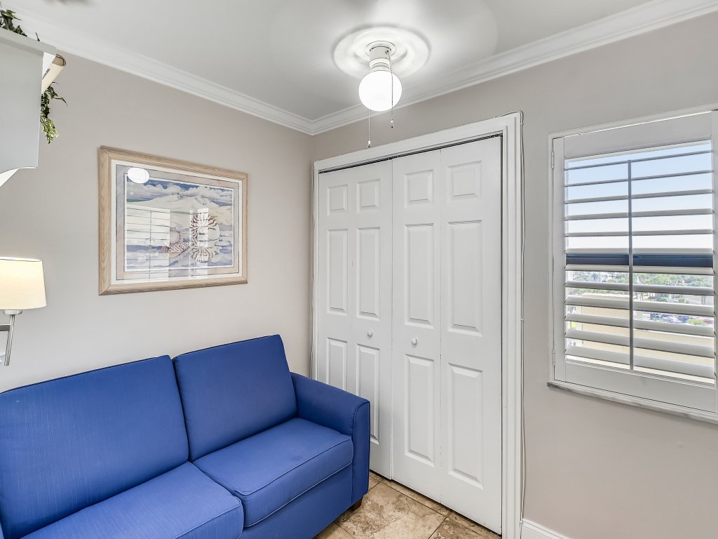 IR 516 Sunset Views to marvel at in this 2 BR on the beach side of Holiday Isle Vacation Rental in Destin - RedAwning