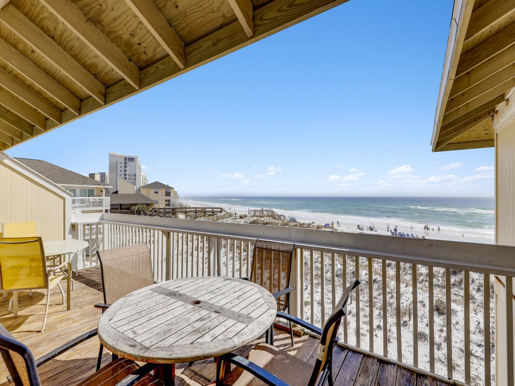 SPC 2133 - Upstairs Gulf front 1 BR - sleeps 4 Vacation Rental in Destin - RedAwning