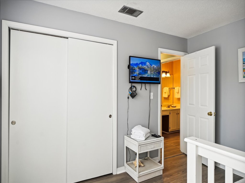 SPC4117 - Canal Front 2 BR - sleeps 6 Vacation Rental in Destin - RedAwning