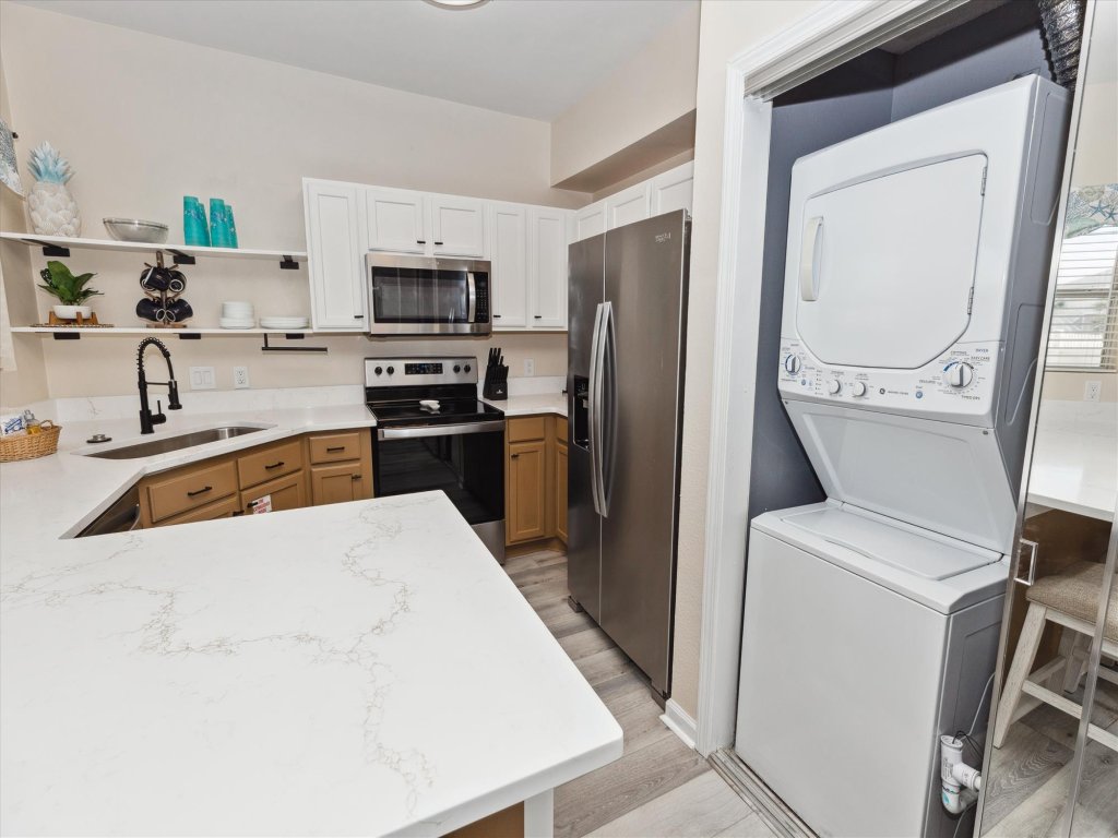 SPC9107 -Pet Friendly Ground Floor 3 BR close to the beach - sleeps 8 Vacation Rental in Destin - RedAwning
