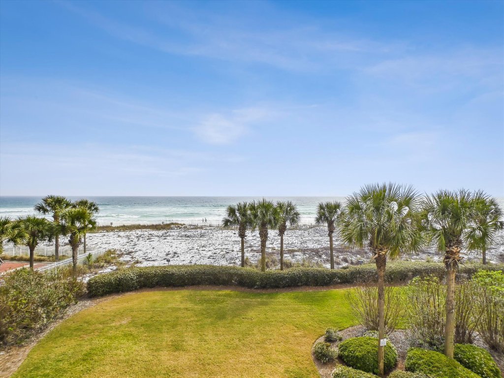 Oceania 201 - Rare 3 BR End unit with large balcony on the beach Vacation Rental in Destin - RedAwning
