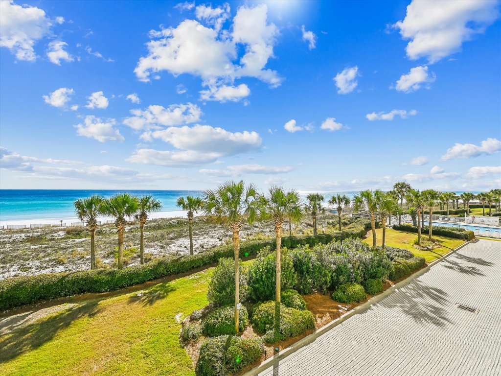 Oceania 201 - Rare 3 BR End unit with large balcony on the beach Vacation Rental in Destin - RedAwning