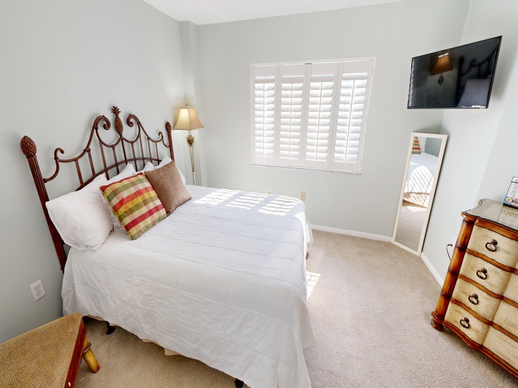 IR 308 is a spectacular 3 BR Gulf front with Free Beach Set up for 2 Vacation Rental in Destin - RedAwning