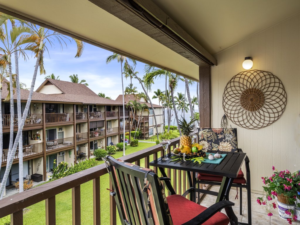 Kona Isle B31 Vacation Rental in Kailua Kona - RedAwning