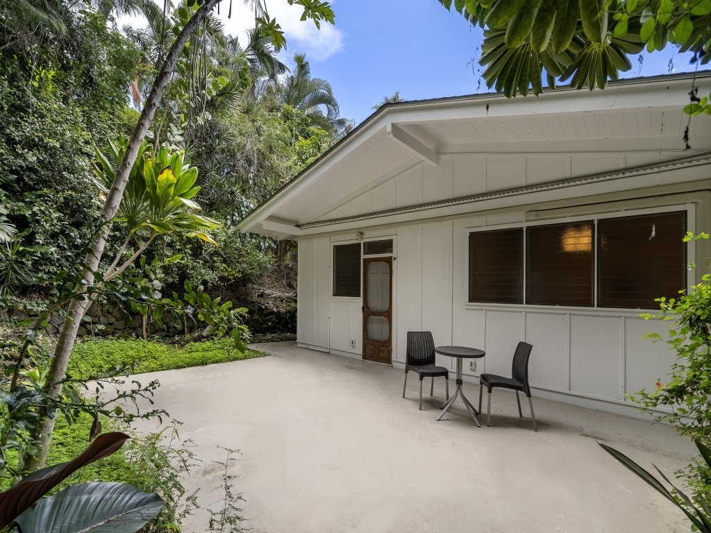 Koana Breeze Vacation Rental in Kailua Kona - RedAwning