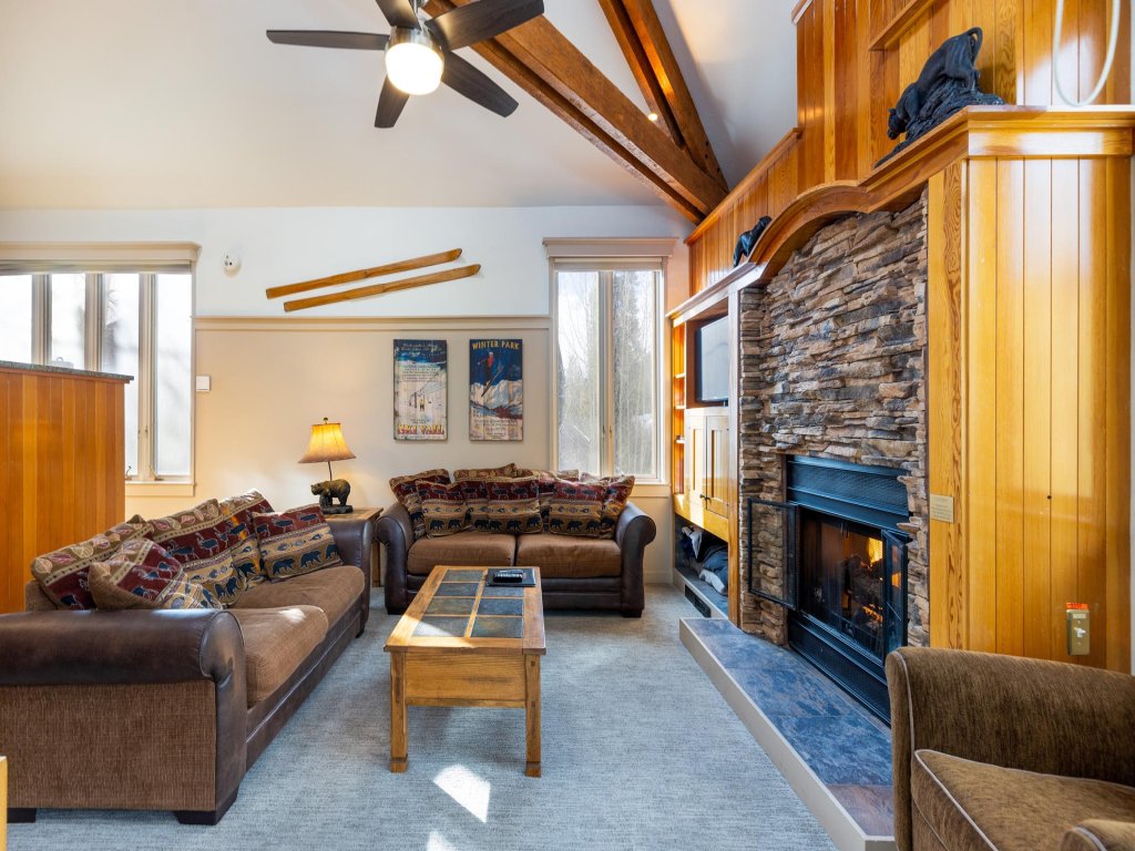 1903 Soda Springs I Vacation Rental in Keystone - RedAwning