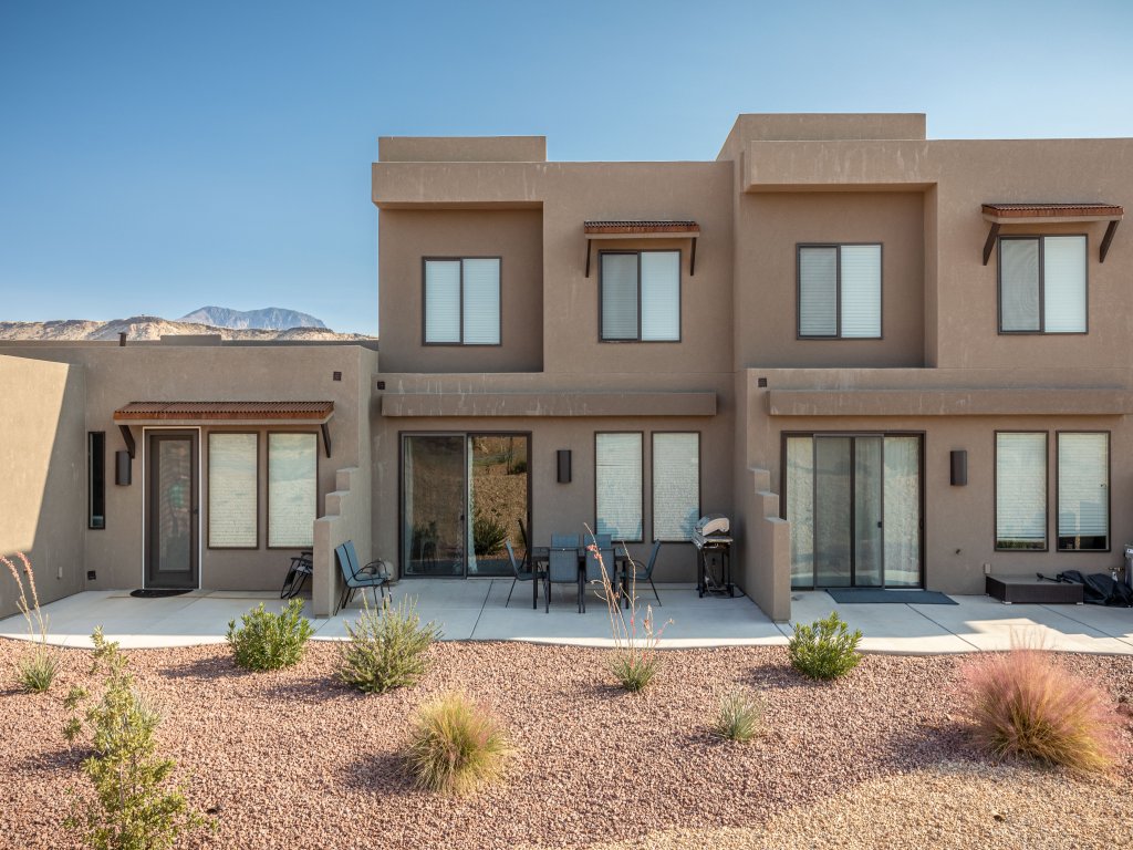The Pickleball Palace Vacation Rental in St. George - RedAwning