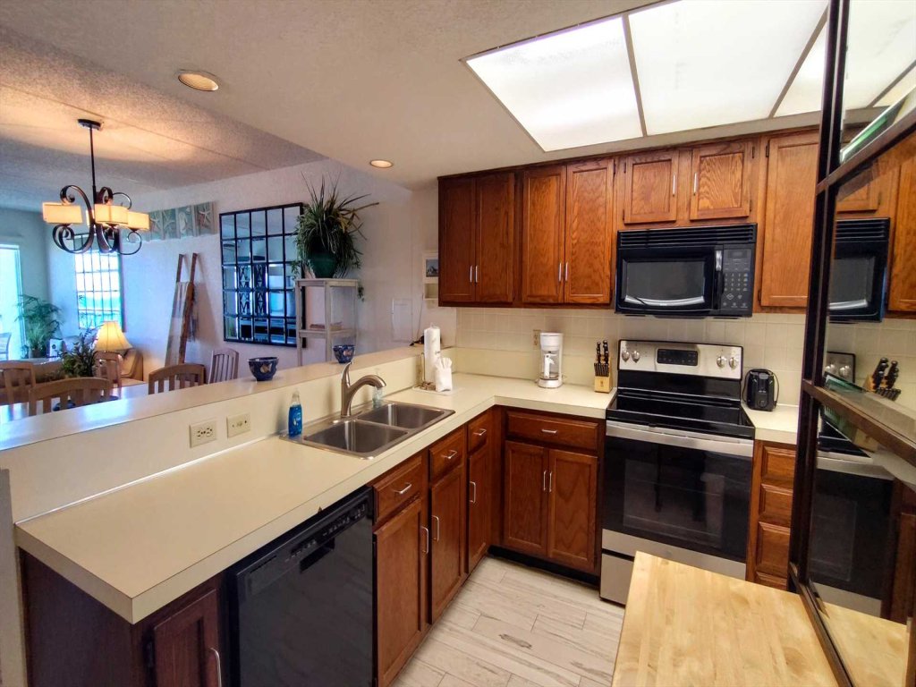 Embassy 402 Vacation Rental in South Padre Island - RedAwning