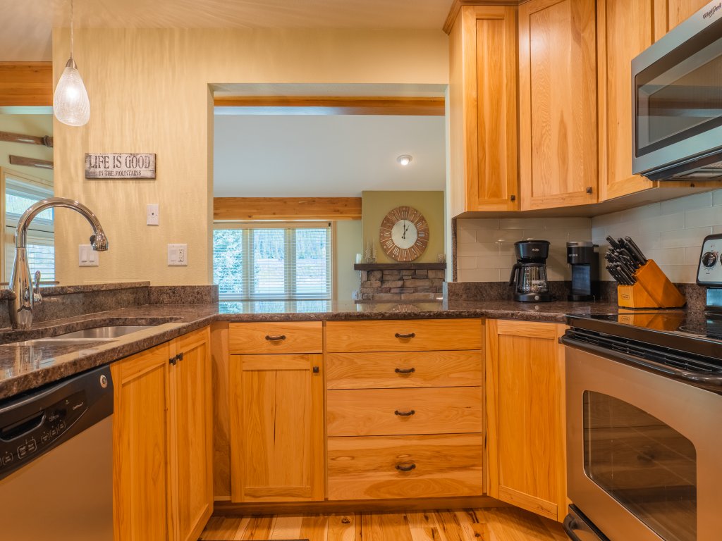 Private Home With A Beautiful Mountain Vista - Woods24 Vacation Rental in Copper Mountain - RedAwning