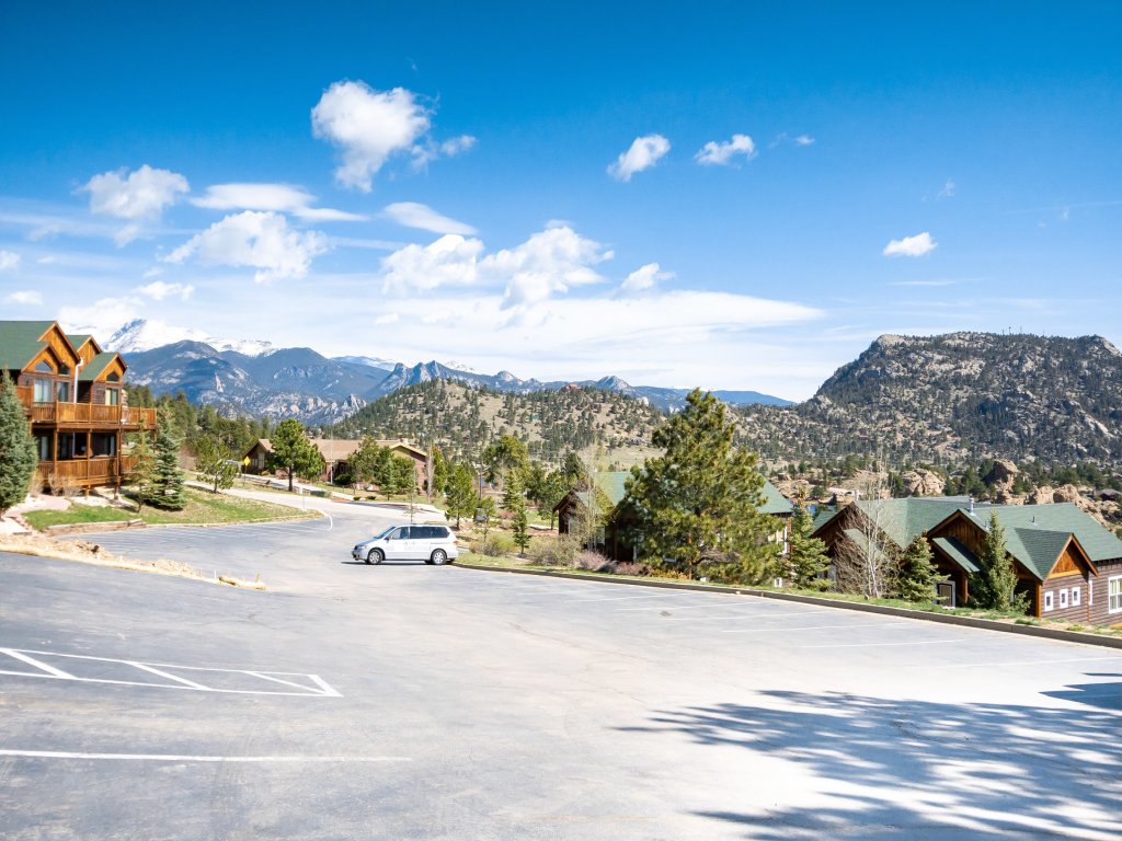 Powell Peak 104 Vacation Rental in Estes Park - RedAwning