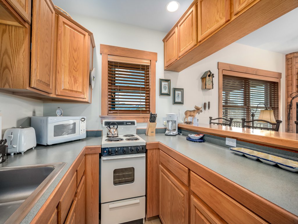 Powell Peak 104 Vacation Rental in Estes Park - RedAwning