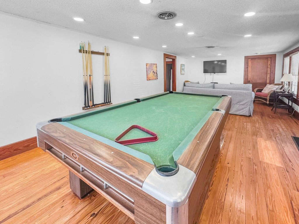 Cole Bin Vacation Rental in Santa Rosa Beach - RedAwning