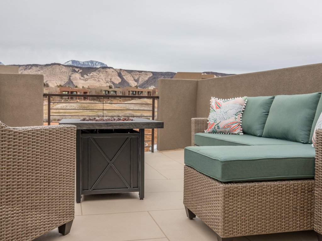 Canyon Views Vacation Rental in St. George - RedAwning