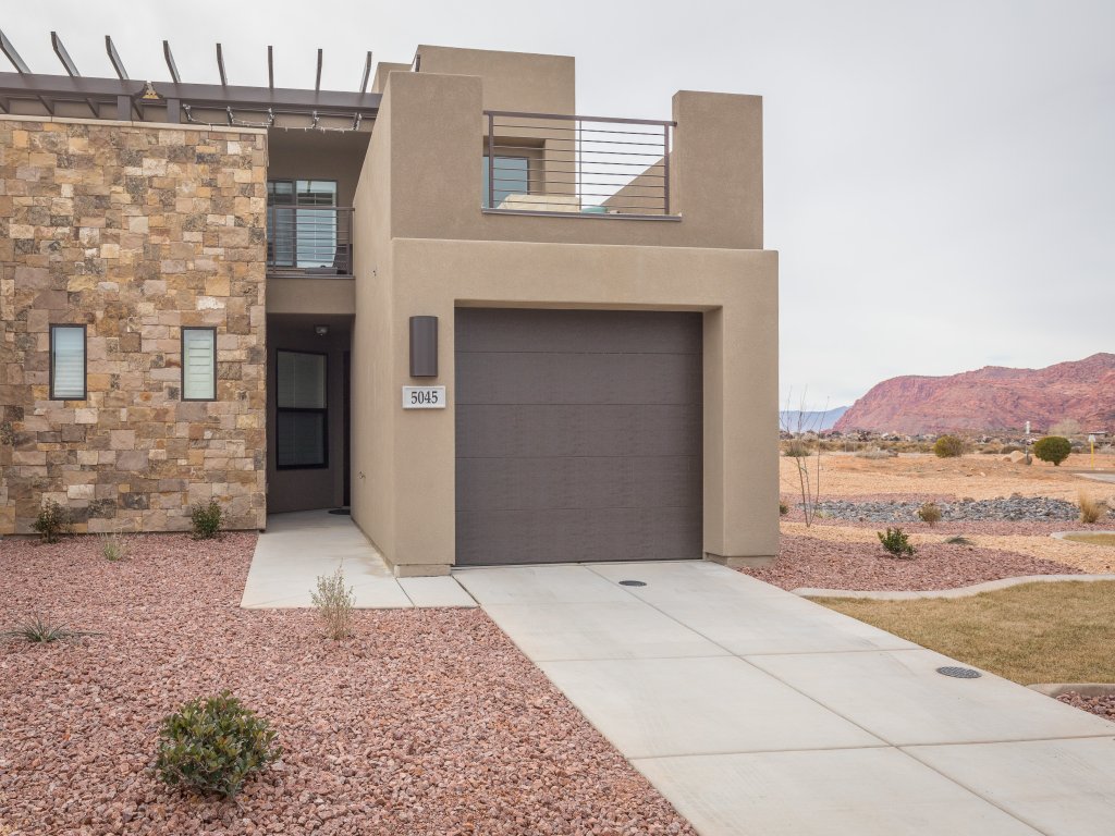 Canyon Views Vacation Rental in St. George - RedAwning