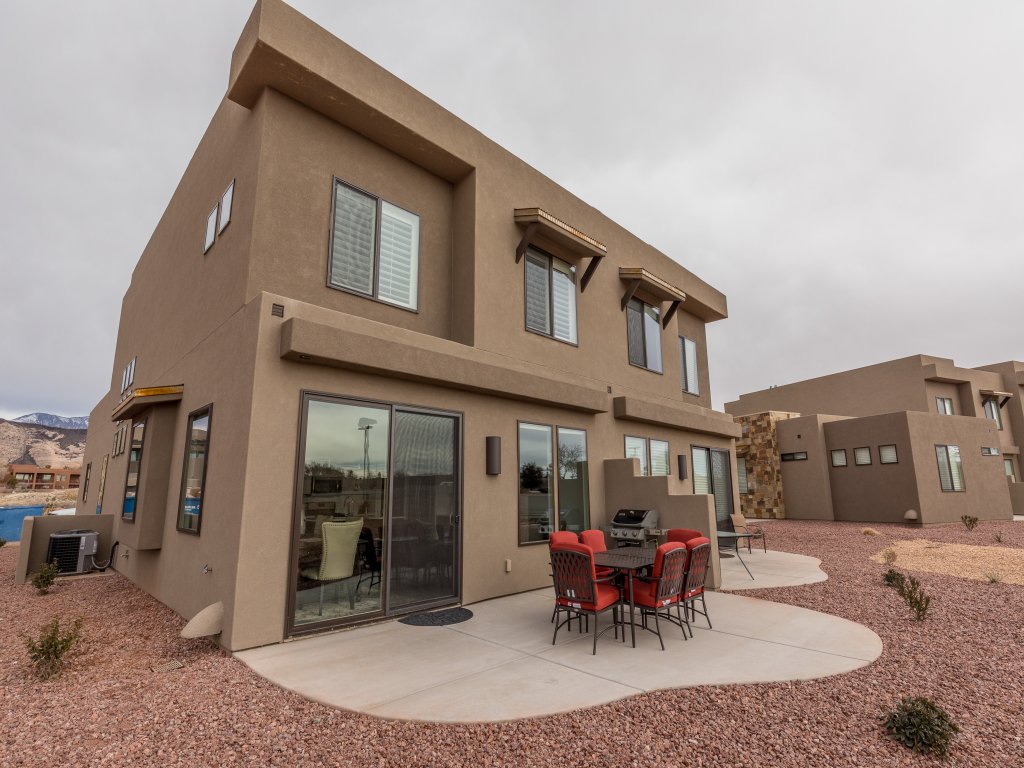 Canyon Views Vacation Rental in St. George - RedAwning