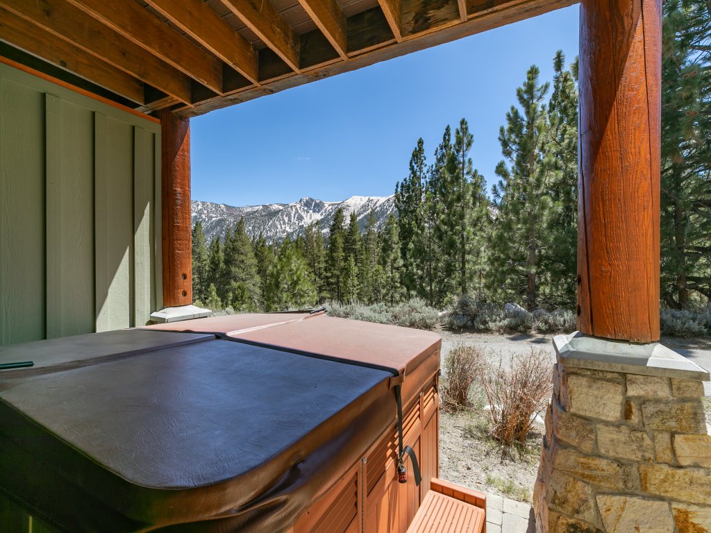 Juniper Crest 25 5-Star Townhome with Breathtaking Views, Ski Back Trail from Eagle Lodge Vacation Rental in Mammoth Lakes - RedAwning