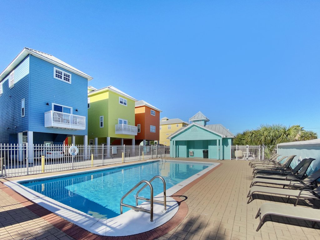 Paradise by the Pier Vacation Rental in Panama City Beach - RedAwning