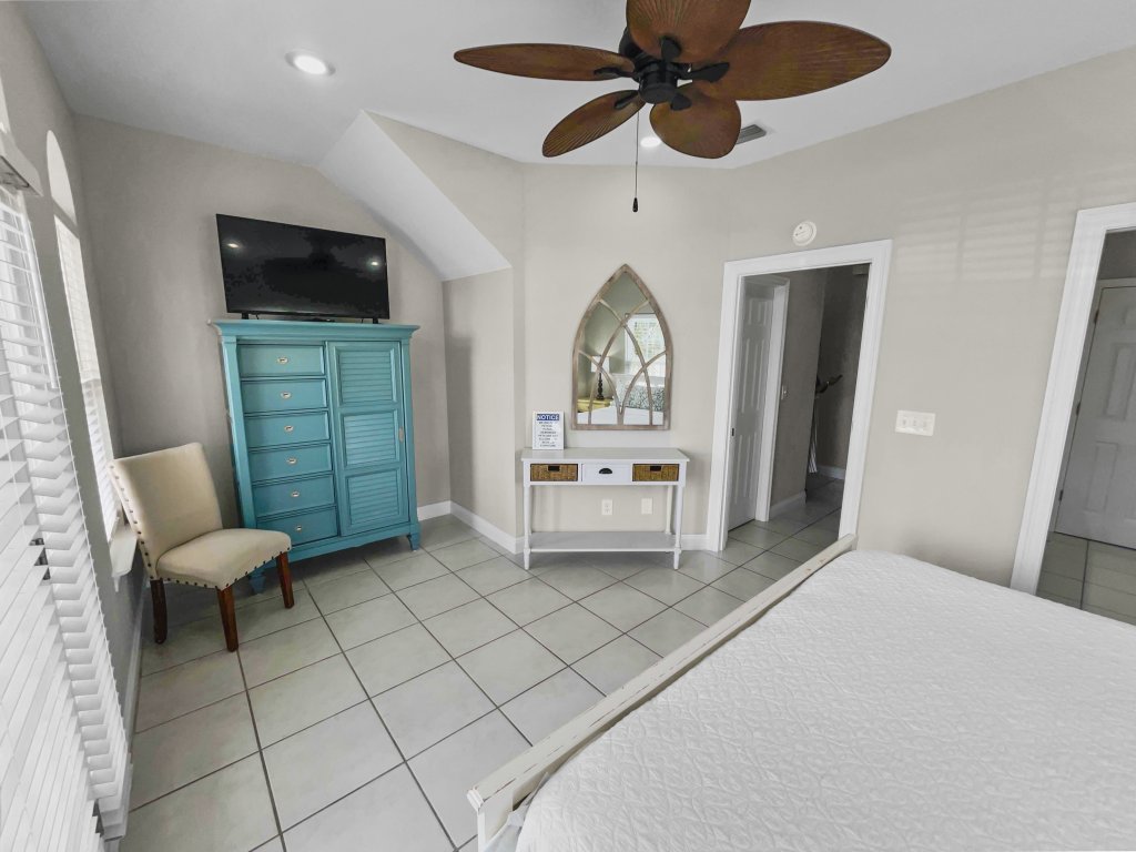 Paradise by the Pier Vacation Rental in Panama City Beach - RedAwning