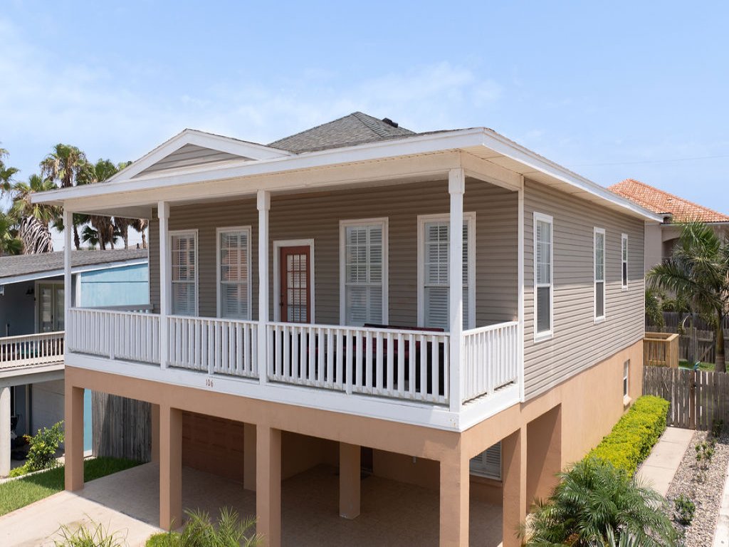 106 E. Oleander Vacation Rental in South Padre Island - RedAwning