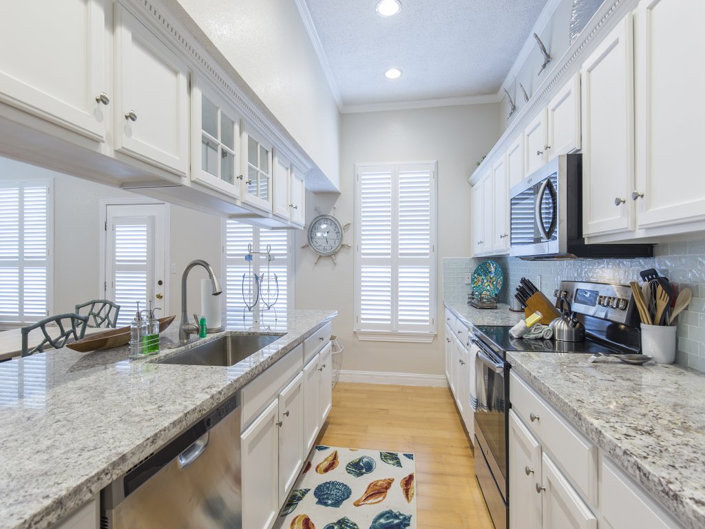 106 E. Oleander Vacation Rental in South Padre Island - RedAwning