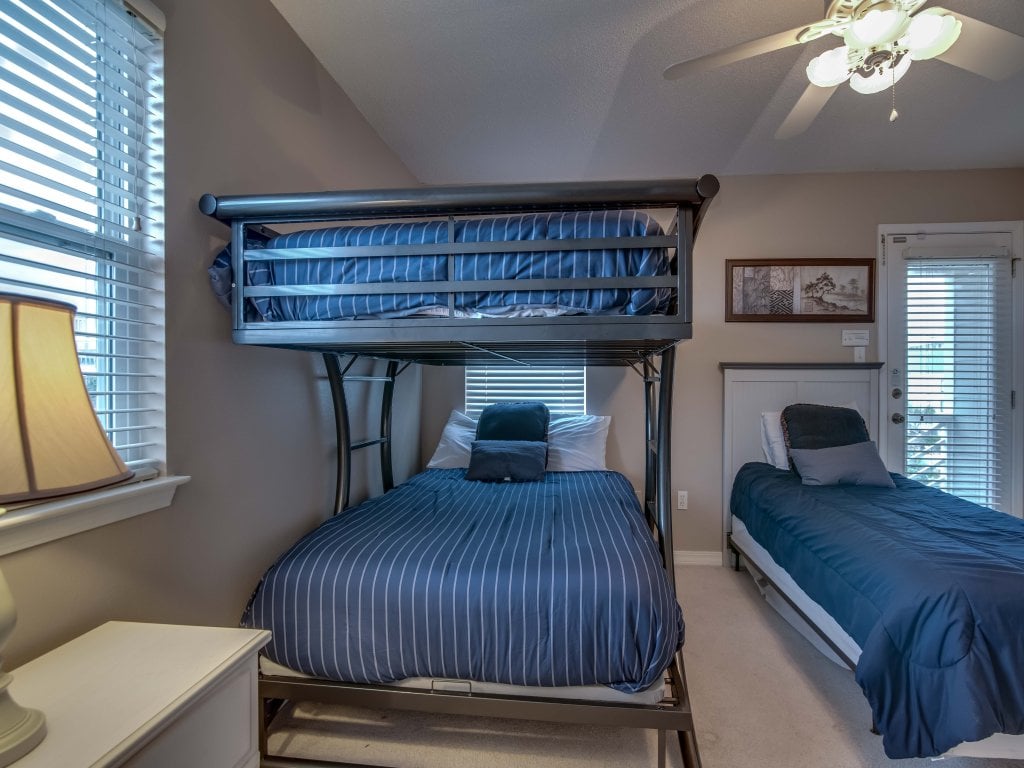 Summer Palace B Vacation Rental in Gulf Shores - RedAwning