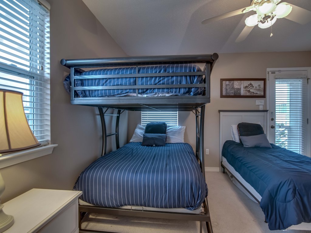 Summer Palace B Vacation Rental in Gulf Shores - RedAwning