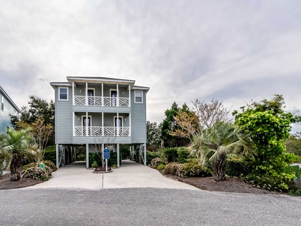 Summer Palace B Vacation Rental in Gulf Shores - RedAwning