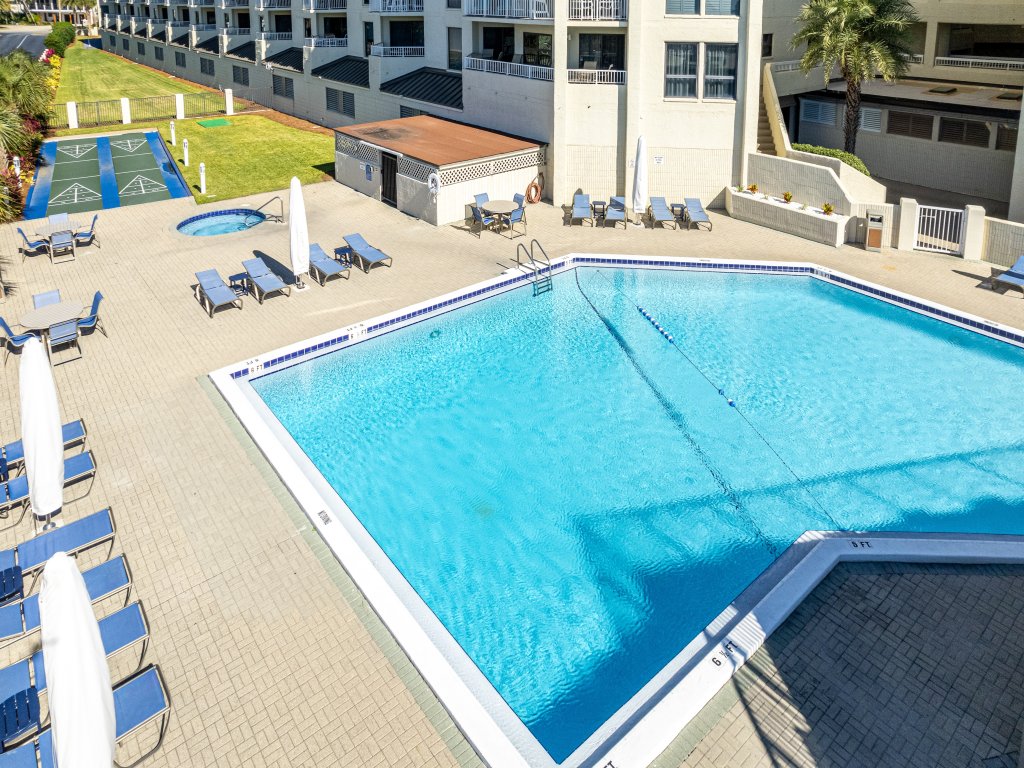 Gorgeous Gulf front 2 BR completely remodeled with amazing gulf views - sleeps 7 Vacation Rental in Destin - RedAwning