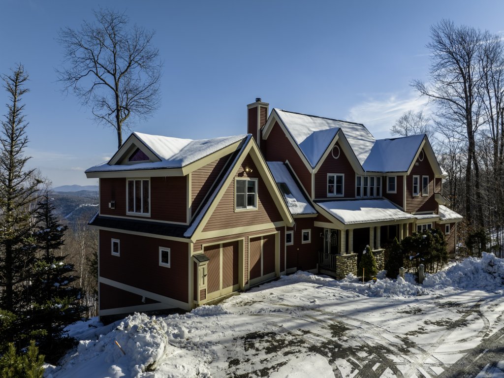Luxury 6Br Solitude Village- Indoor Bball Court, Private Tub Vacation Rental in Ludlow - RedAwning