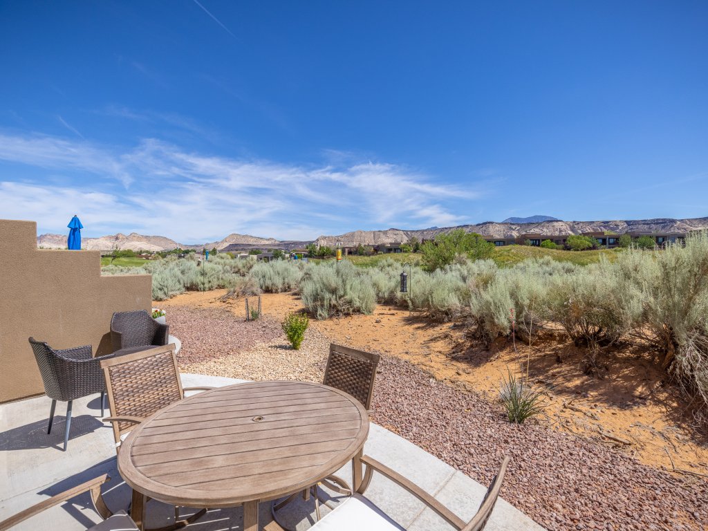 Retreat At The Ledges Vacation Rental in St. George - RedAwning