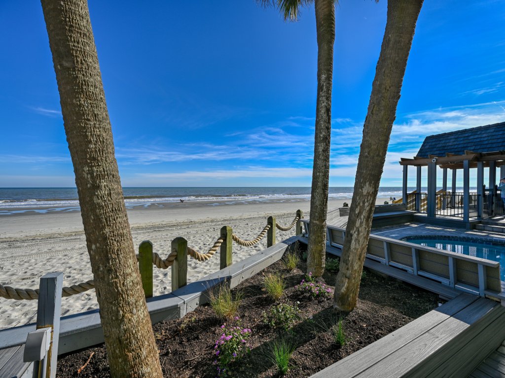 0401 Waters Edge Resort Vacation Rental in Garden City Beach - RedAwning