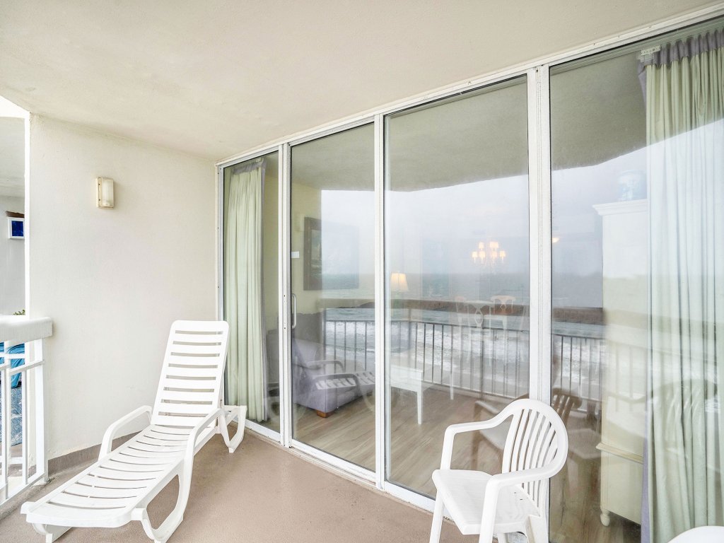 0603  Waters Edge Resort Vacation Rental in Garden City Beach - RedAwning