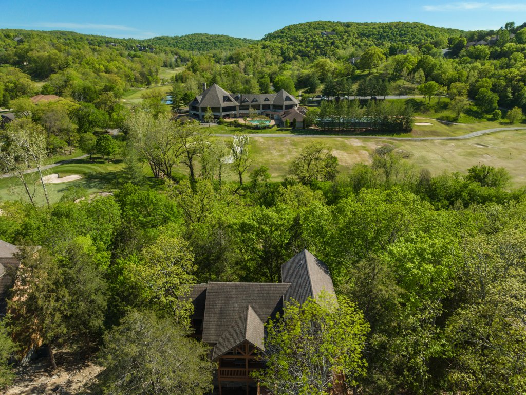 SBL22-4 -Whispering Woods Lodge-Sleeps 10 Vacation Rental in Branson West - RedAwning