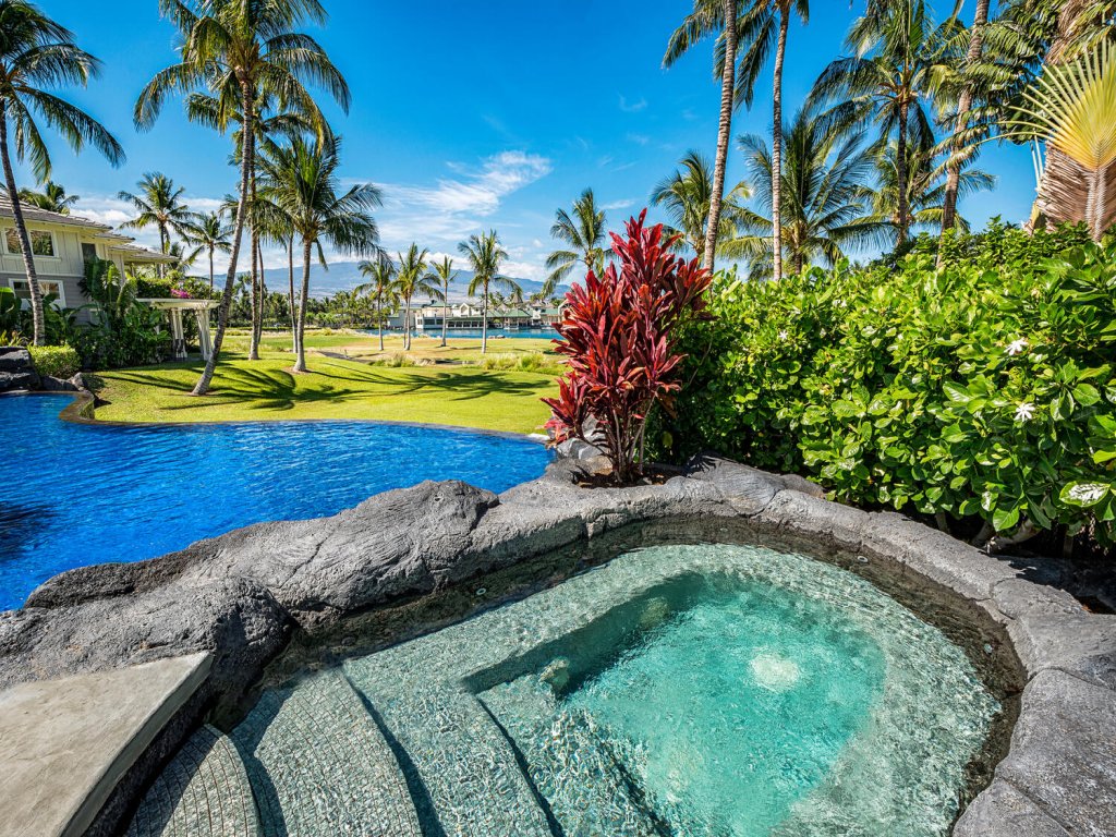Fairway Villas Waikoloa J21 Vacation Rental in Hawaii - RedAwning