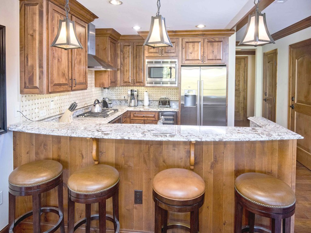 Ritz Carlton Vail #212 Vacation Rental in Vail - RedAwning