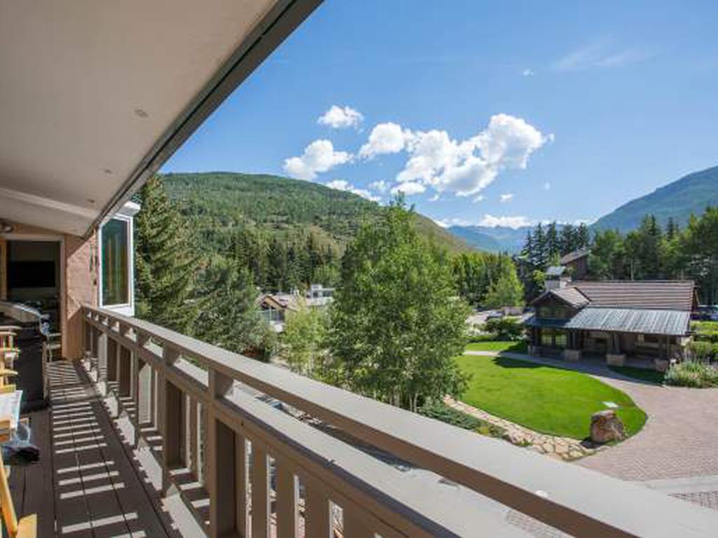 Mill Creek Court Condos 100 yards from Gondola Vacation Rental in Vail - RedAwning